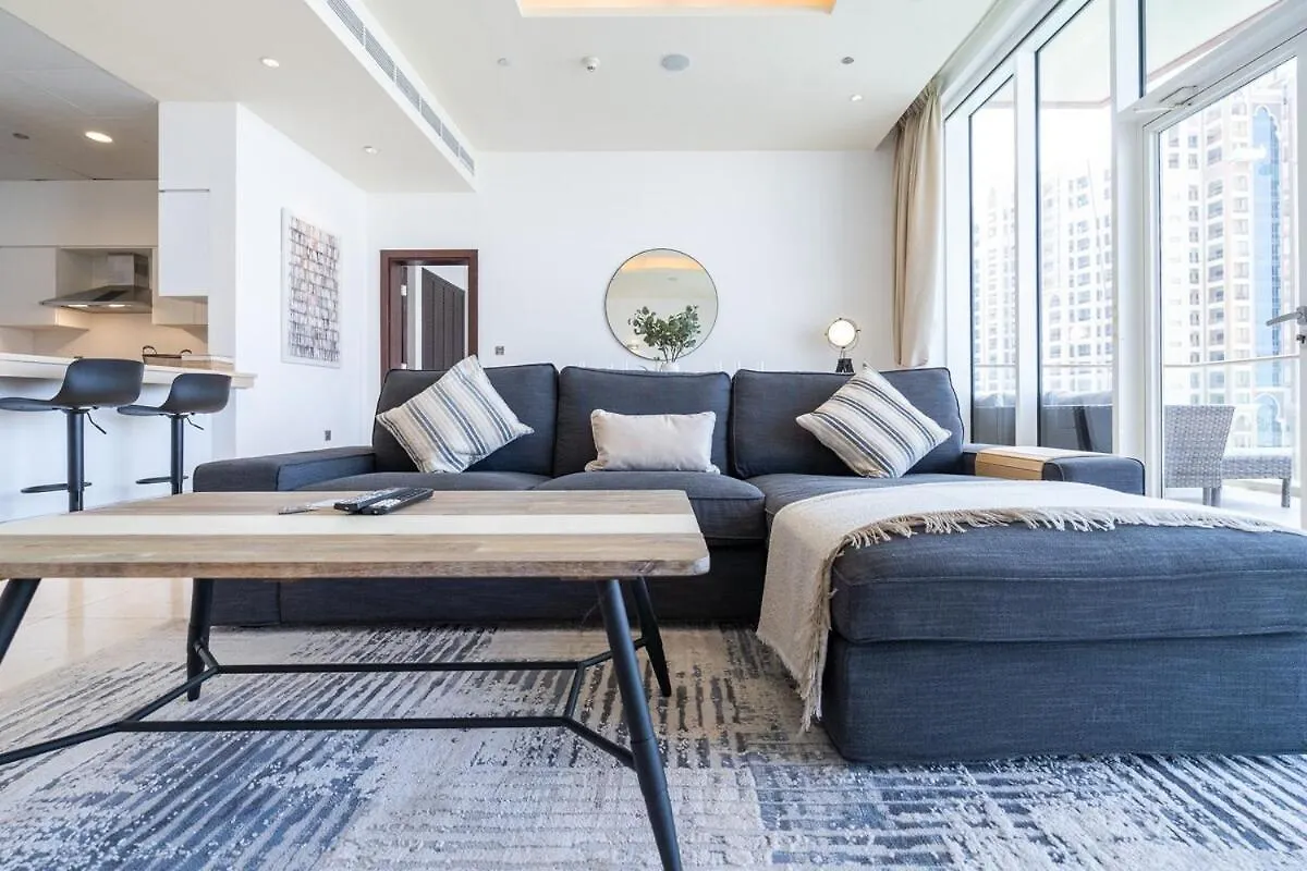 公寓 Serene 3-Bedroom With Waterfront Marina Views In Palm Jumeirah 迪拜