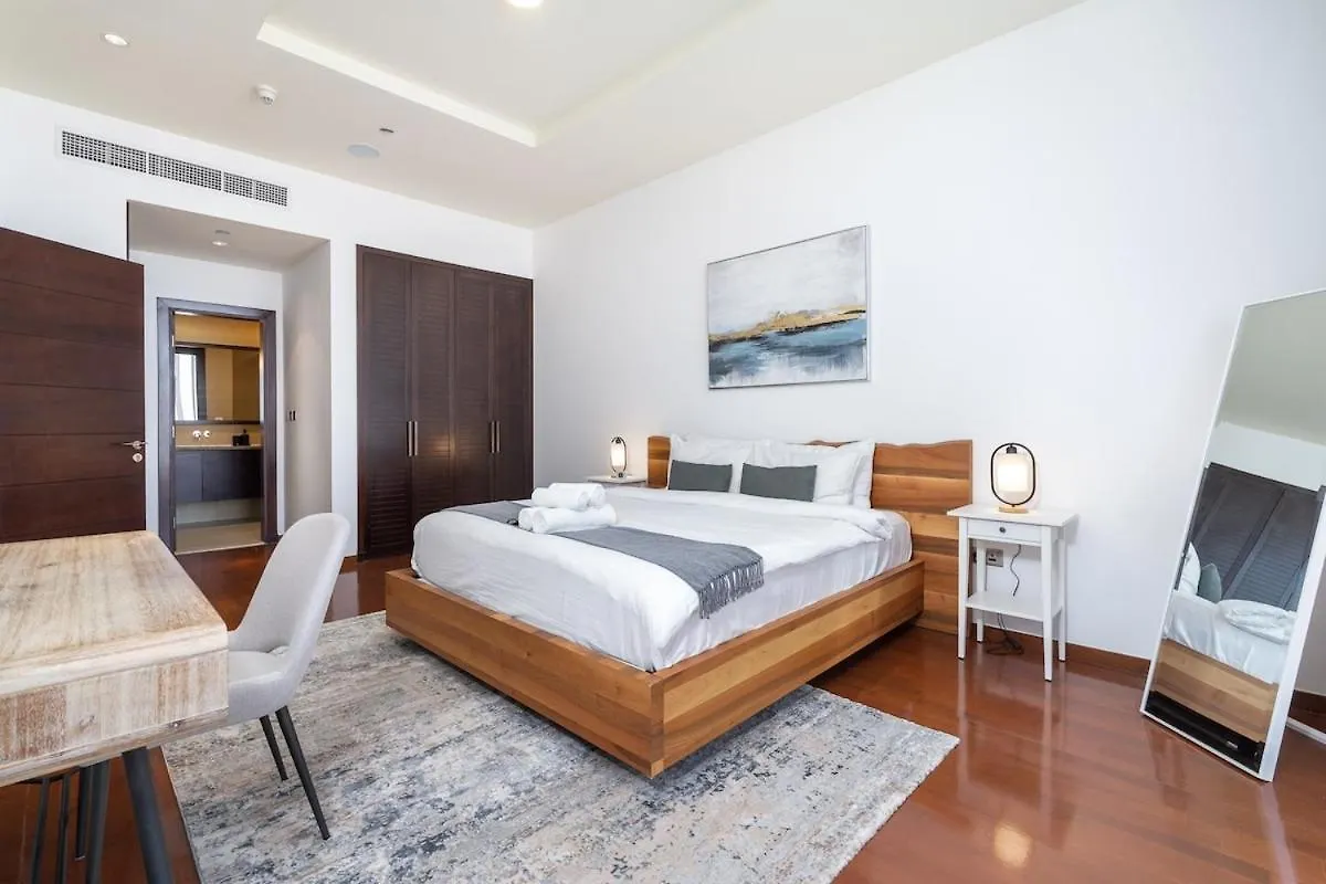 公寓 Serene 3-Bedroom With Waterfront Marina Views In Palm Jumeirah 迪拜