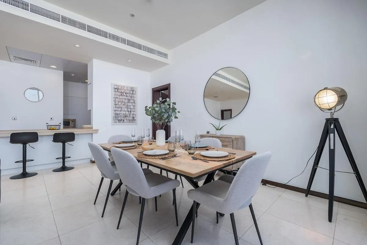 公寓 Serene 3-Bedroom With Waterfront Marina Views In Palm Jumeirah 迪拜 阿拉伯联合酋长国