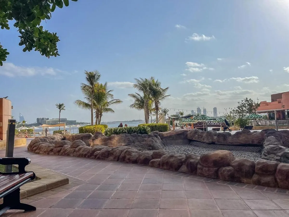 公寓 Serene 3-Bedroom With Waterfront Marina Views In Palm Jumeirah 迪拜