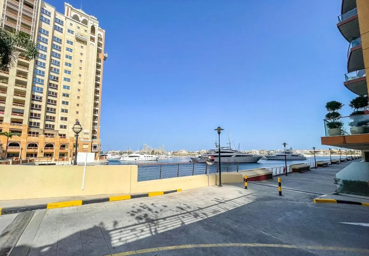 Apartment Serene 3-Bedroom With Waterfront Marina Views In Palm Jumeirah Dubai United Arab Emirates